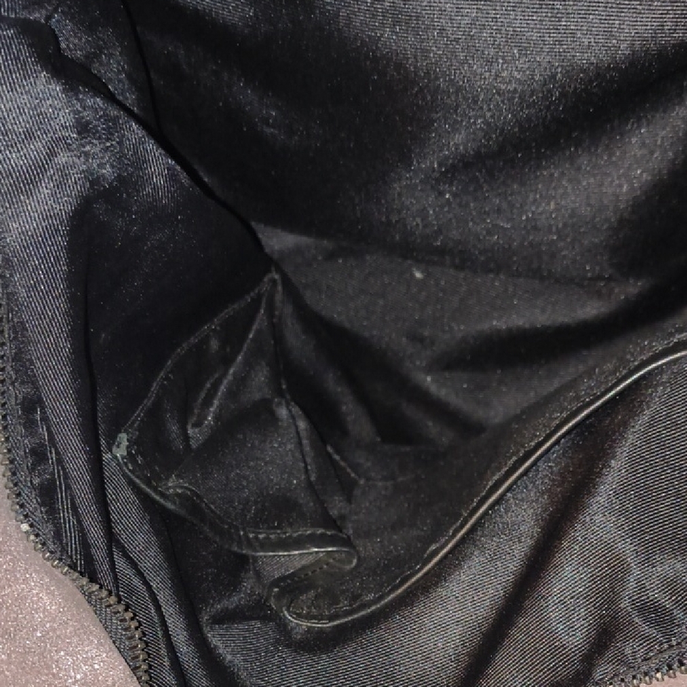 Dang Near New Joelle Hawkens Metallic Leather Tote! - Picture 4 of 10